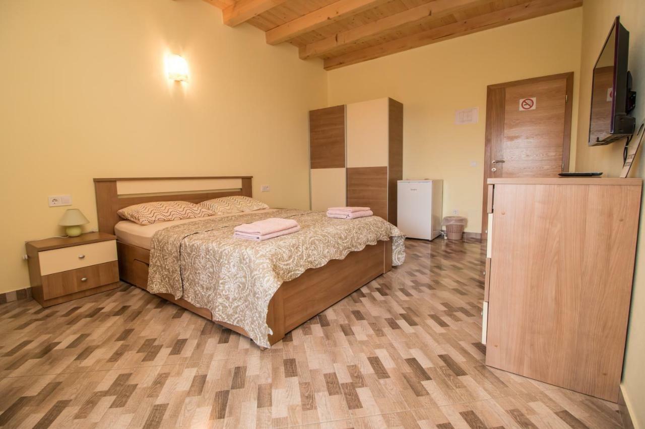 Nice Place Rovinj Exterior photo