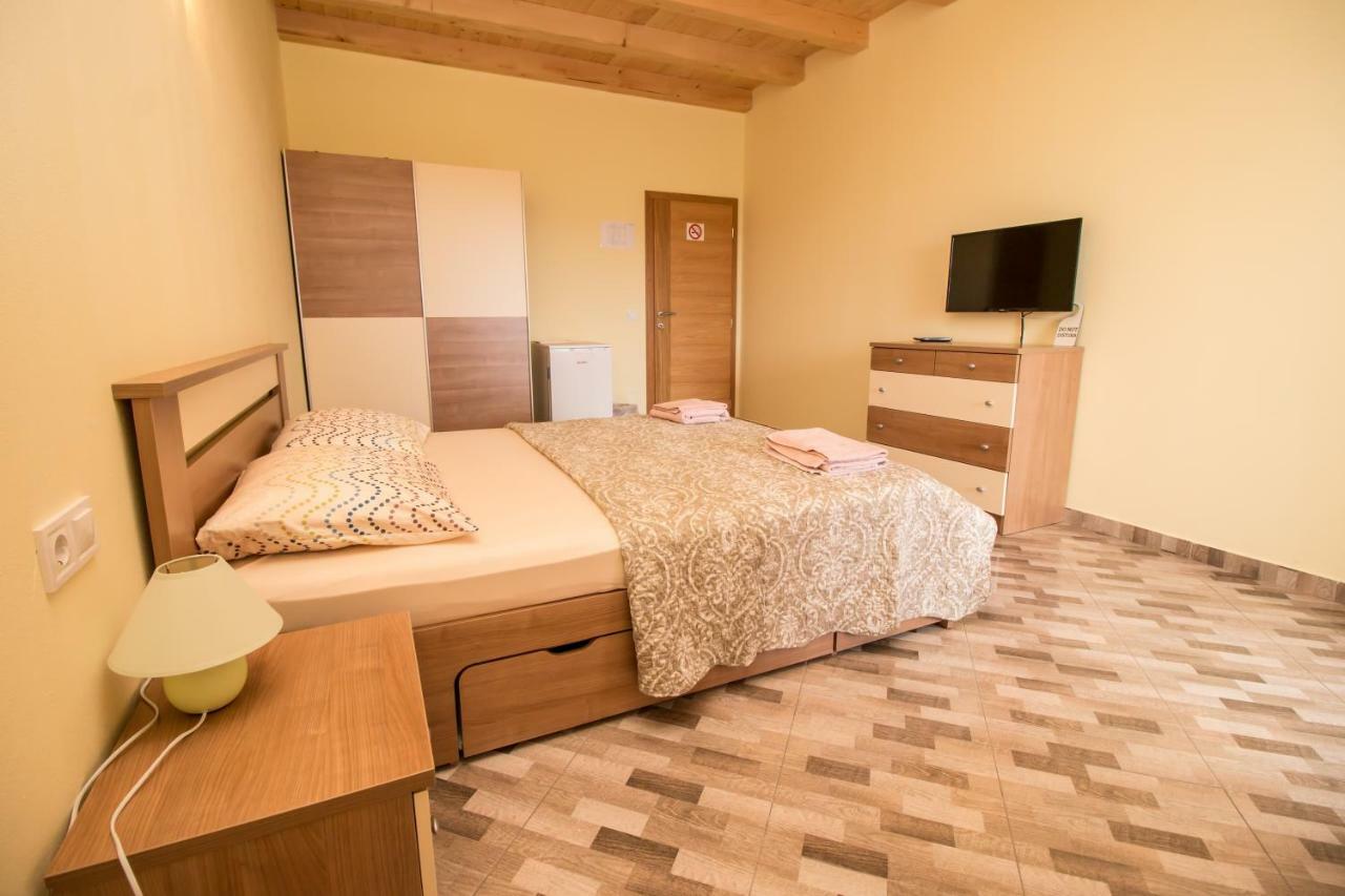 Nice Place Rovinj Exterior photo