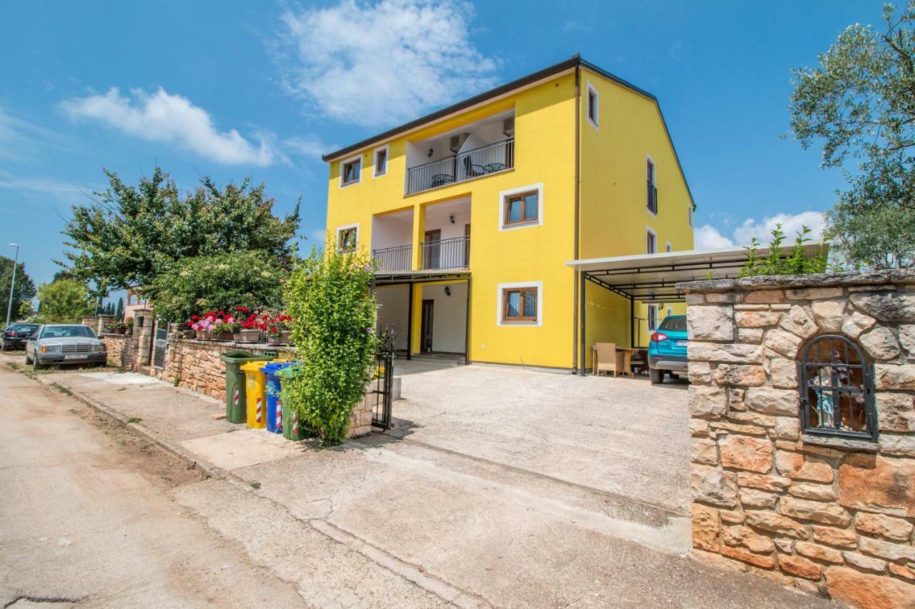 Nice Place Rovinj Exterior photo